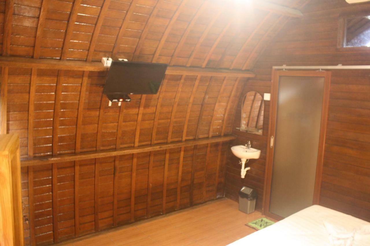 Lotus Bungalow Hotel Nusa Penida Zewnętrze zdjęcie